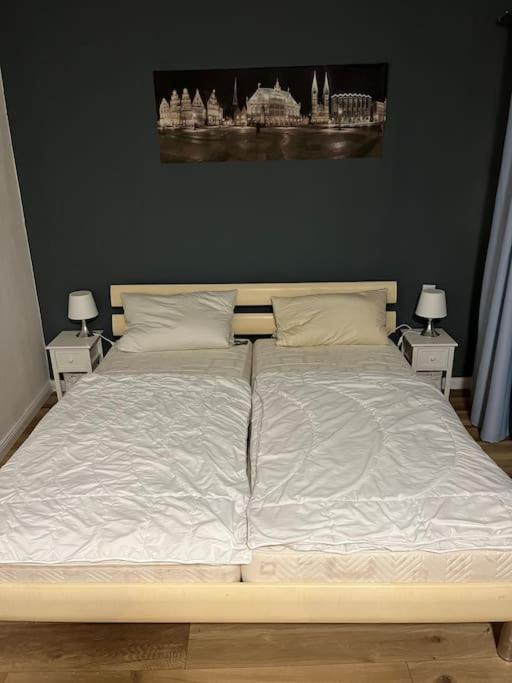 Geraeumige, Helle 3 Zimmer Fewo BRE Buitenkant foto